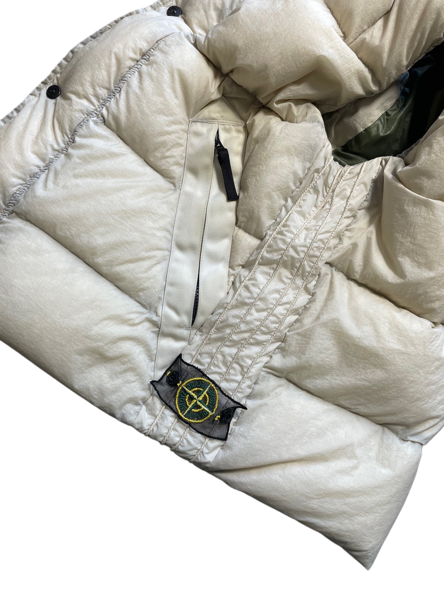 Stone Island Daunenweste mit Mesh Badge (L)