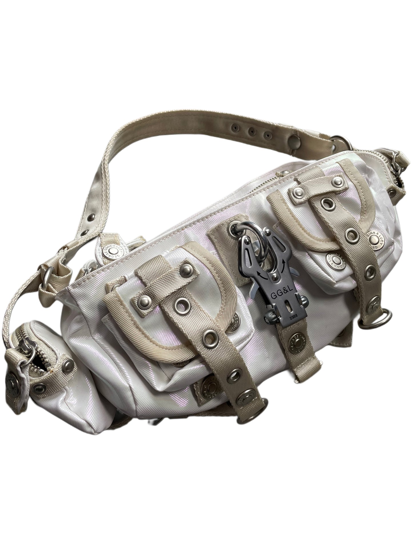 George Gina & Lucy Tasche "Betty Bullet"